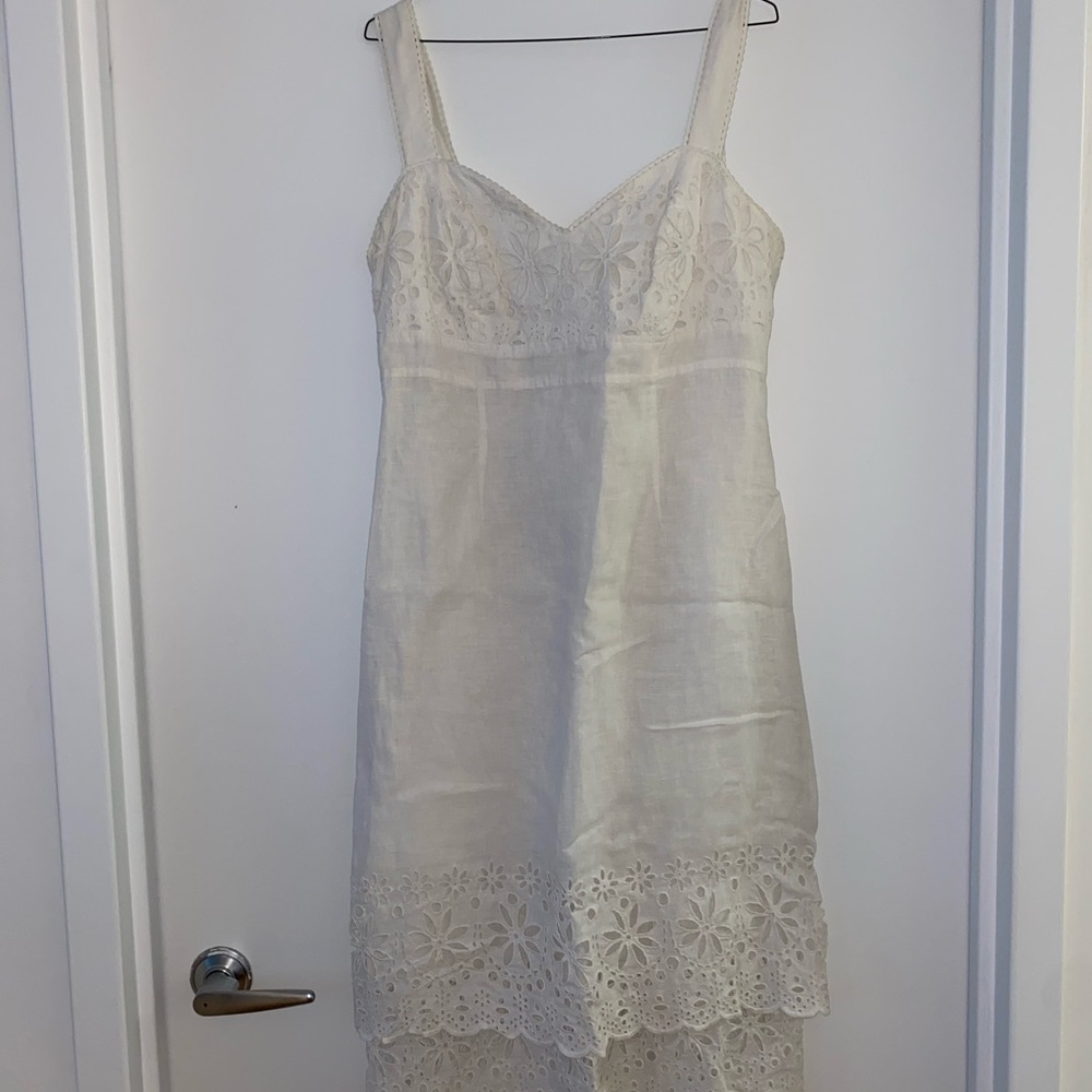 Elegant White Lace Dress